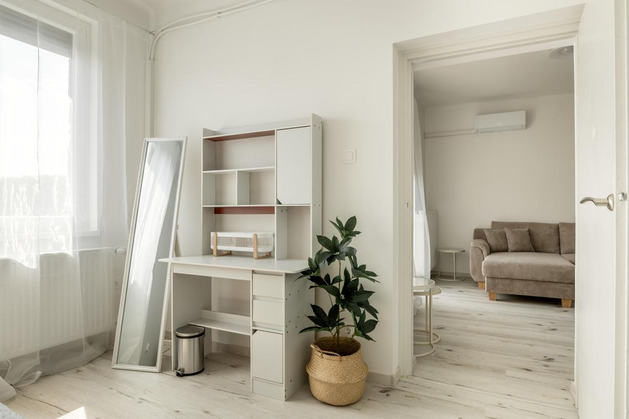 Malompark Apartman With Free Parking Debreczyn Zewnętrze zdjęcie